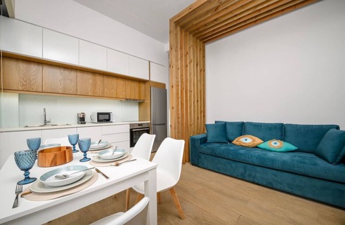 Kos Town Apartment | Hyacinthus Executive Suite 5 Min to BEACH