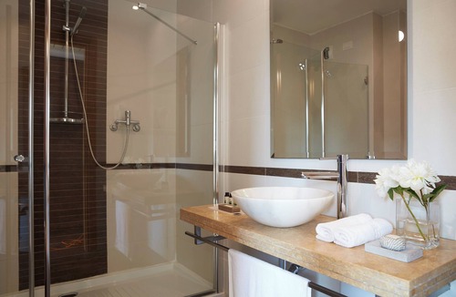 Plepi Hotel | Hydra Beach Resort