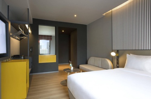 Nana Hotel | ibis Styles Bangkok Sukhumvit 4