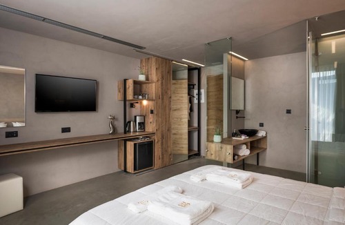Kato Galatas Apartment | Icarus Hotel