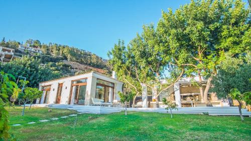Malia Villa | Icons Sea of Crete