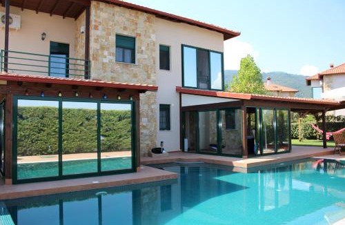 Skotina House | Iliana