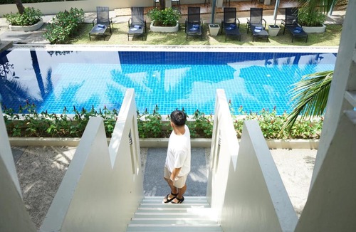 Thep Kasattri Resort | Impress Resort