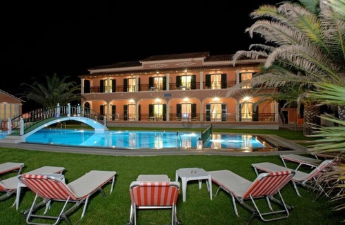 Termenades Apartment | In villa Luxury Ground Floor apartment with pool near Sidari