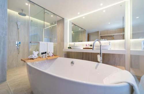 Patong Resort | IndoChine Resort and Villas