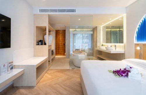 Patong Resort | IndoChine Resort and Villas