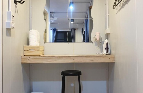 Chum Saeng Hotel | Innbox