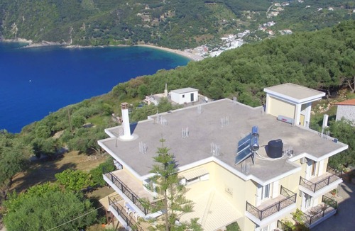 Agia Kiriaki Apartment | Ionian View Gem - Parga Charming Nest