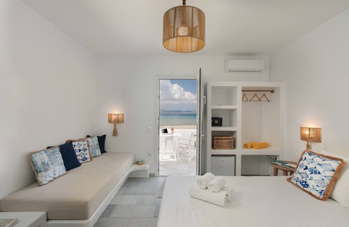 Old Town Naxos House | Ippokampos Beachfront