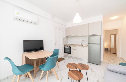 Pangaio Apartment | Iro-One Bedroom Apartment
