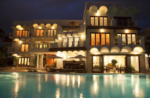 Chamkar Mon Hotel | iRoHa Garden Hotel & Resort