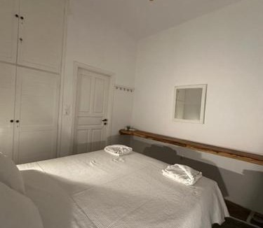 Naousa Apartment | islanderhouse77