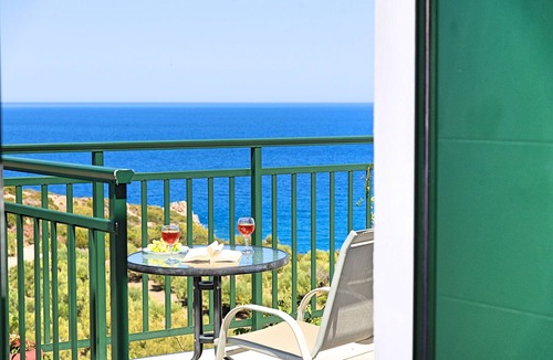 Istron Apartment | Istron Beachview Apartment