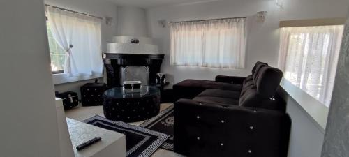Ixia Apartment | Ixian House Apartment