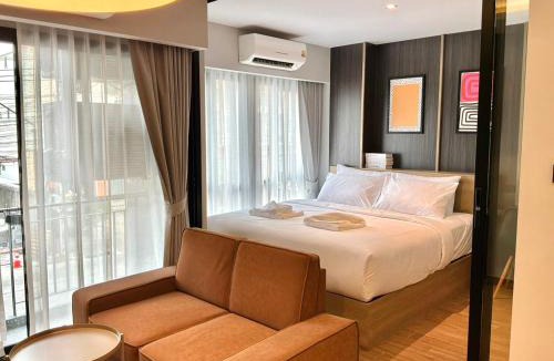 Chan Kasem Hotel | J5 Hotel