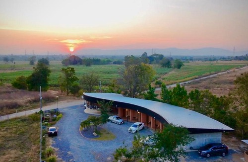 Nakhon Sawan Resort | JanJao Resort