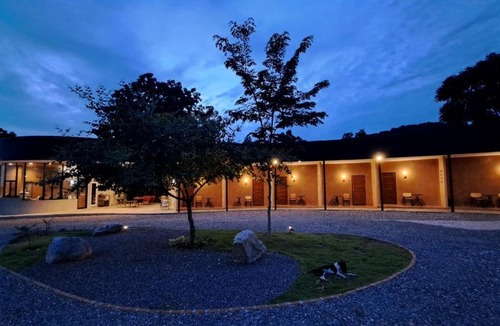 Nakhon Sawan Resort | JanJao Resort