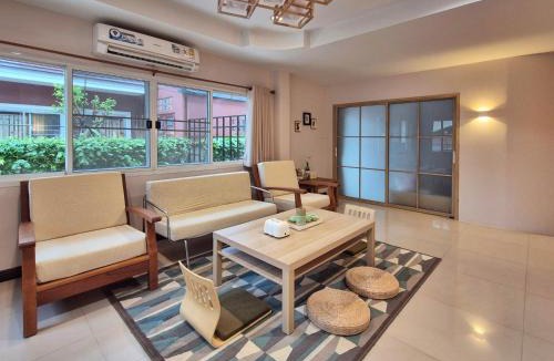 Si Racha Villa | Japanese style plunge pool Villa in Si Racha