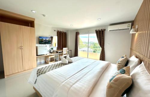 Trang Hotel | Jaroonsak Grand