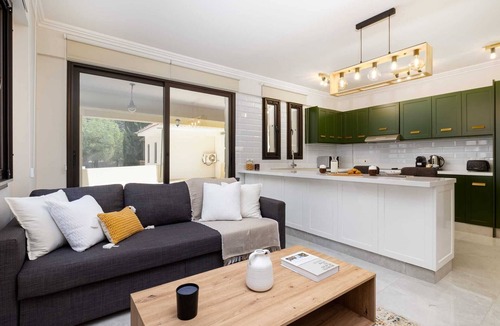 Kouklia Apartment | Jasmine Dreams Residence by Nomads