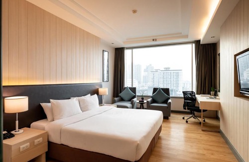 Phra Khanong Nuea Hotel | Jasmine Resort Hotel Bangkok BTS Phrakhanong