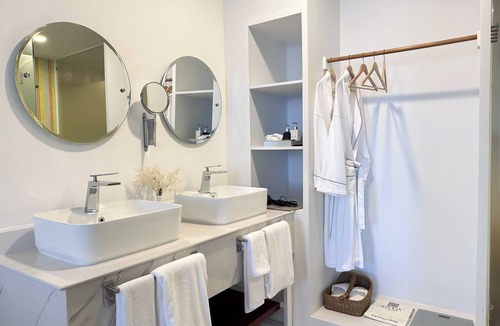 Tuol Kouk Hotel | Jaya Suites Hotel