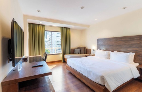 Khlong Tan Hotel | Journeyhub Sukhumvit 26 Bangkok