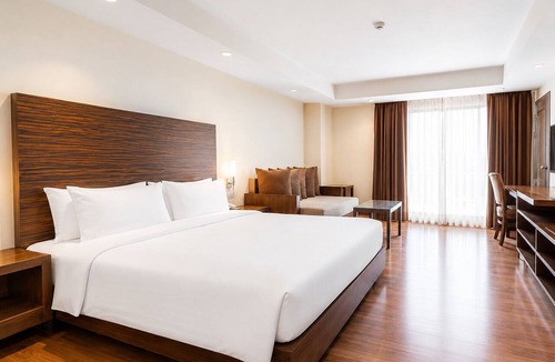 Khlong Tan Hotel | Journeyhub Sukhumvit 26 Bangkok
