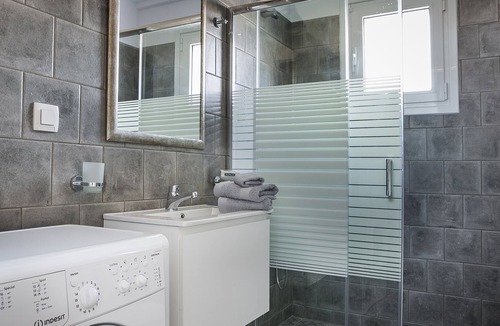 Mazarakata Apartment | Julia's Boutique Suites, Travliata, Cephallonia
