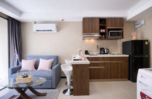 Nai Harn Apartment | KAI Condo 1BR Pool View NBC Nai Harn