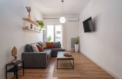 Pangrati Apartment | ☆Kalimarmaro 3BD Apt For Max Fun & Comfortability☆
