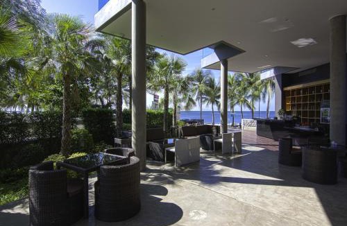 Saen Suk Hotel | Kalm Bangsaen Hotel