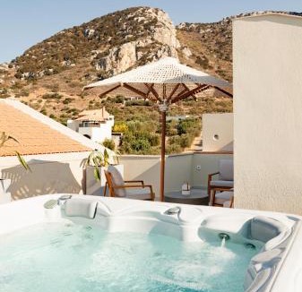 Istron House | KALOS LUXURY HOMES, BEACHSIDE EXPERIENCE VOULISMA