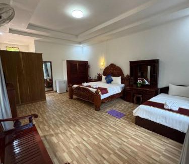 Traeuy Kaoh House | Kampheak Roath Bungalows