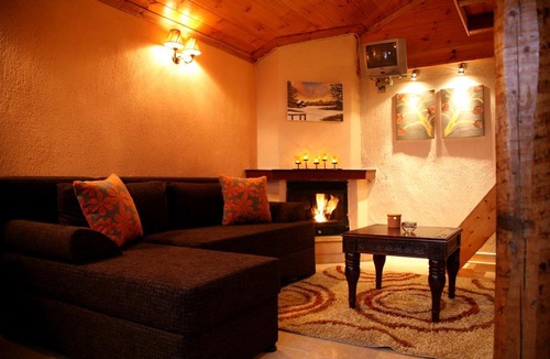 Aghios Athanasios House | Karavitis Guesthouse