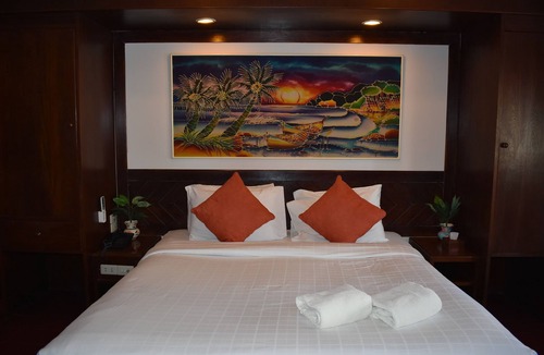 Karon Hotel | Karon Café Inn