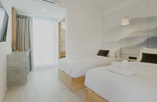 Thapae Hotel | Kate and Hasu Boutique Chiangmai