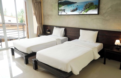 Khuk Khak Beach Hotel | Khaolak Suthawan Resort