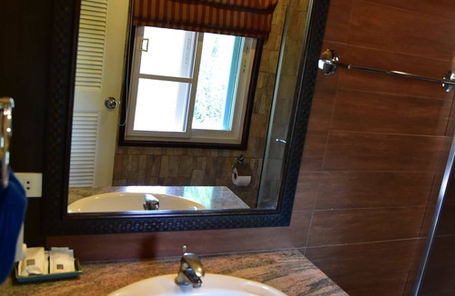 Pong Ta Long Hotel | Khaoyai Nature Retreat
