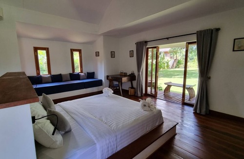 Kampot Hotel | Khla Lodge Double Room - River View