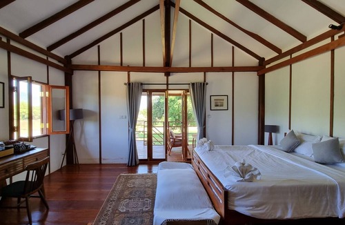 Kampot Hotel | Khla Lodge Double Room - River View
