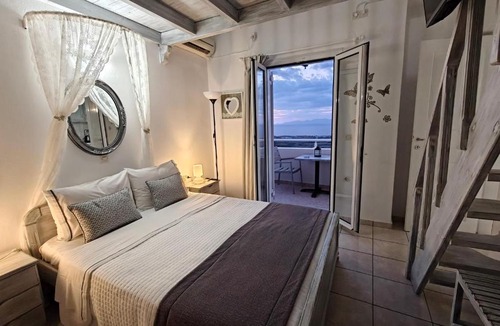 Finikia Apartment | Kiklamino Sunset Suites