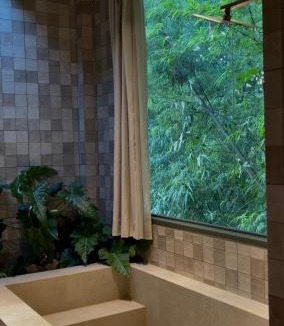 Khao Yai National Park House | kind of green house