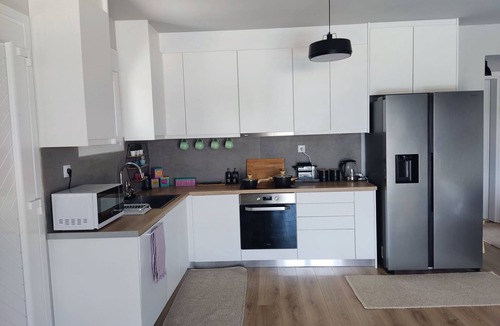 Schinias House | Kinderfreundliche Pool Villa 5p Seaside Beach Forest by Interhome