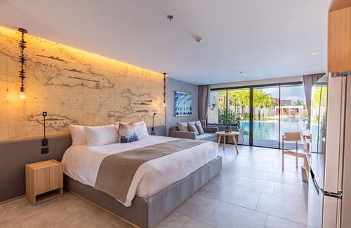 Khuekkhak Resort | King bed+Sofa bed Pool Access Room (PA5)