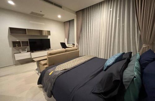 Ploenchit Apartment | King Bed Studio