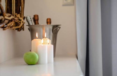 Plaka Bed & Breakfast | KING PREMIUM SEA VIEW SUITE GLARONISSI BEACH