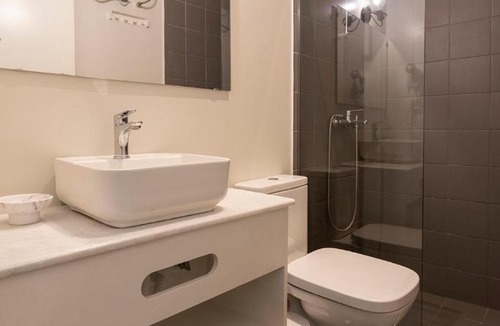 Petralona Apartment | Kismet Urban Stay