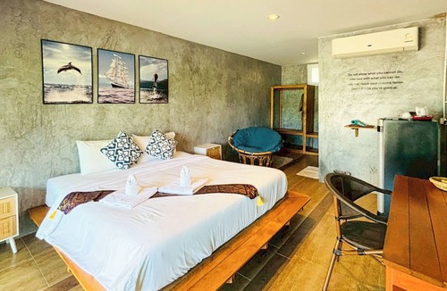 Khanom Hotel | Klang Aow Resort