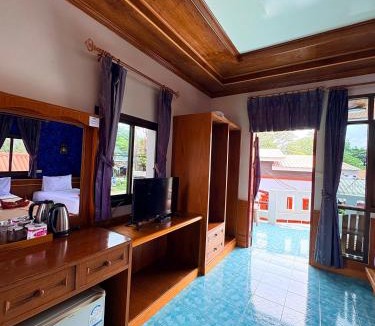 Ko Lanta Hotel | KLONGNIN NATURE HILL